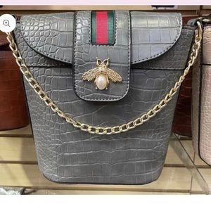 Stylish Ribbon Bee Faux Animal PrintCrossbody NEW